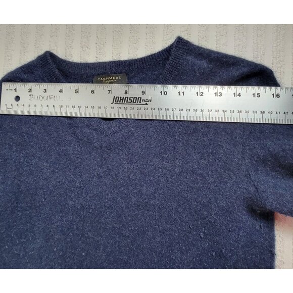 Cashmere Club Room Luxury Sweater Womens Medium Blue Cashmere Pullover V-neck - Picture 5 of 7